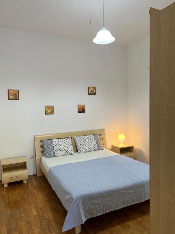 פרמנטורה Villa Claudia Beach Apartment מראה חיצוני תמונה